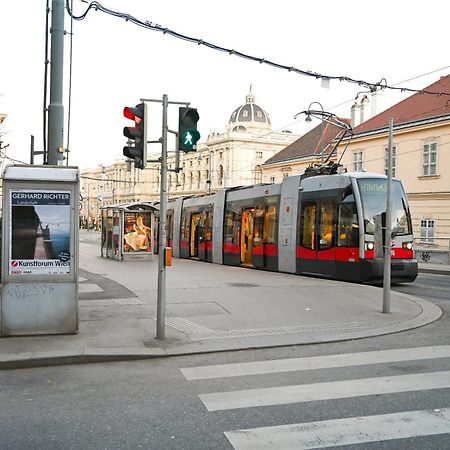 Exclusive Suite Museumsquartier Vienna Esterno foto