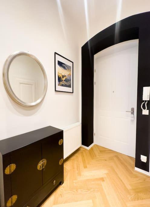 Exclusive Suite Museumsquartier Vienna Esterno foto